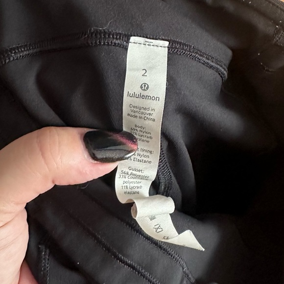 LULULEMON Black Leggings Size 2 - Picture 5 of 5